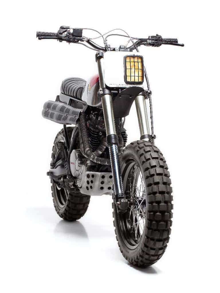 Honda NX650 Dominator Retro Scrambler Tre Quarti